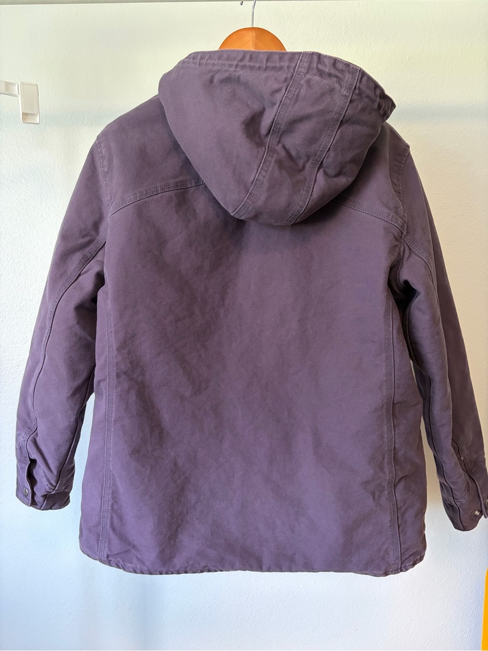 Carhartt Women's Hooded Utility Jacket in washed Plum - Picture 2 of 4